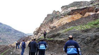 Diyarbakır’da bir ilçe diken üstünde! Mahalleli evlerini boşaltıyor