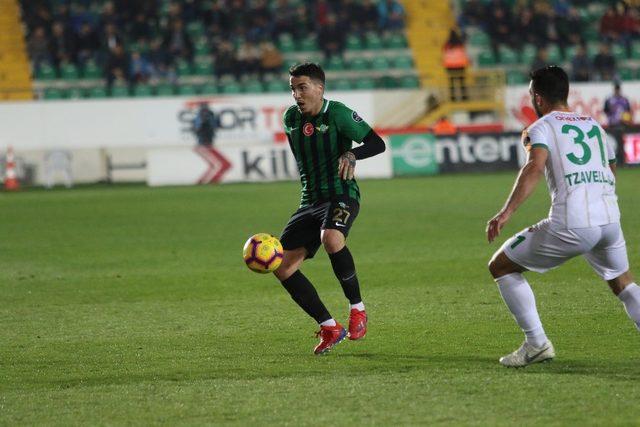 Akhisarspor’da Josue kadro dışı bırakıldı