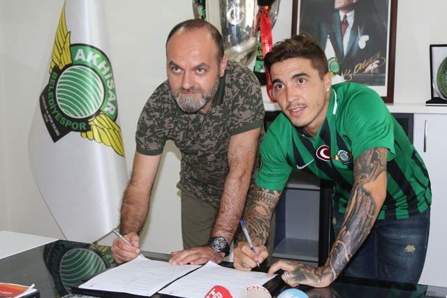 Akhisarspor’da Josue kadro dışı bırakıldı