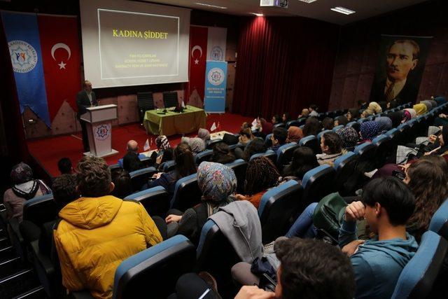 ALKÜ’DE dünya kadınlar semineri