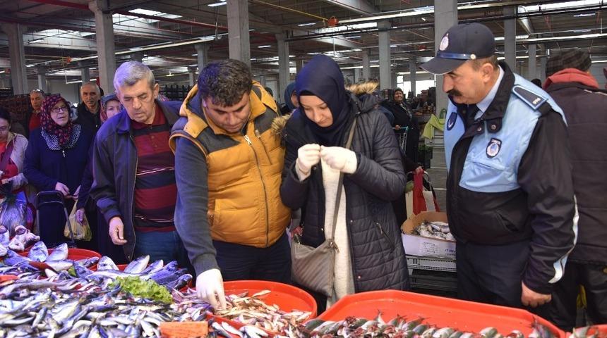 Boz&uuml;y&uuml;k&rsquo;te balık denetimleri s&uuml;r&uuml;yor