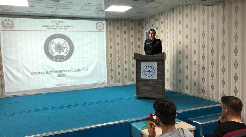 G&ouml;lbaşı il&ccedil;esinde &ouml;ğrencilere g&uuml;venlik semineri