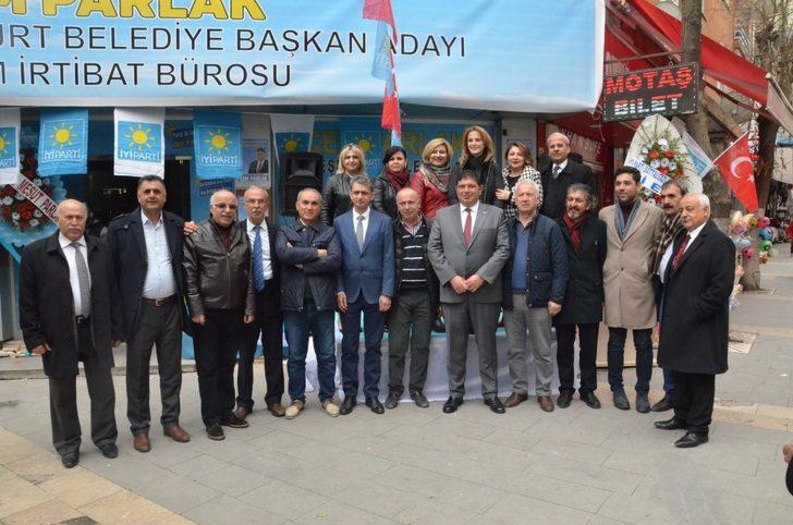 İYİ Partili Parlak’ın seçim bürosu açıldı G4
