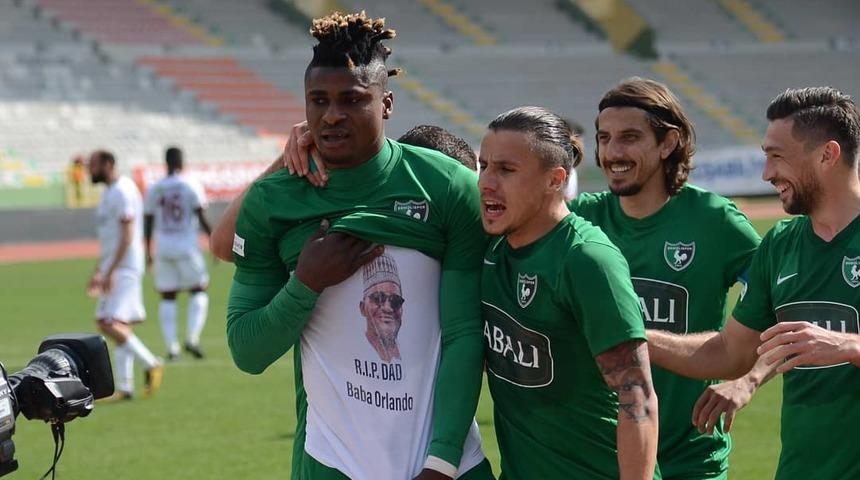 Kehinde, gol sevincinde babasını andığı için PFDK'ya sevk edildi