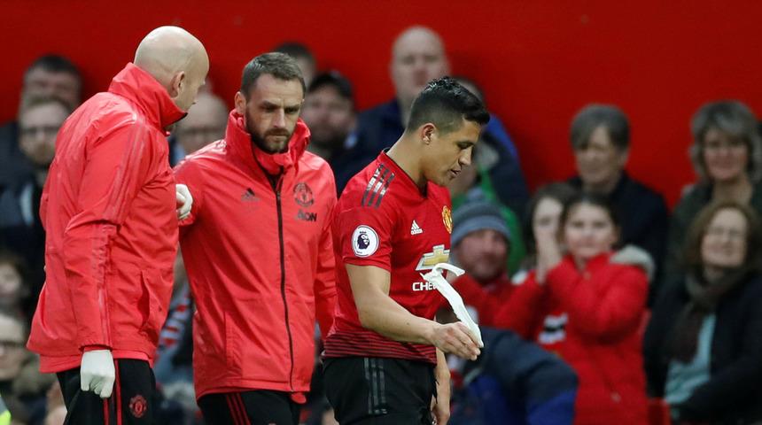 Alexis Sanchez 4 ila 6 hafta arası sahalardan uzak kalacak