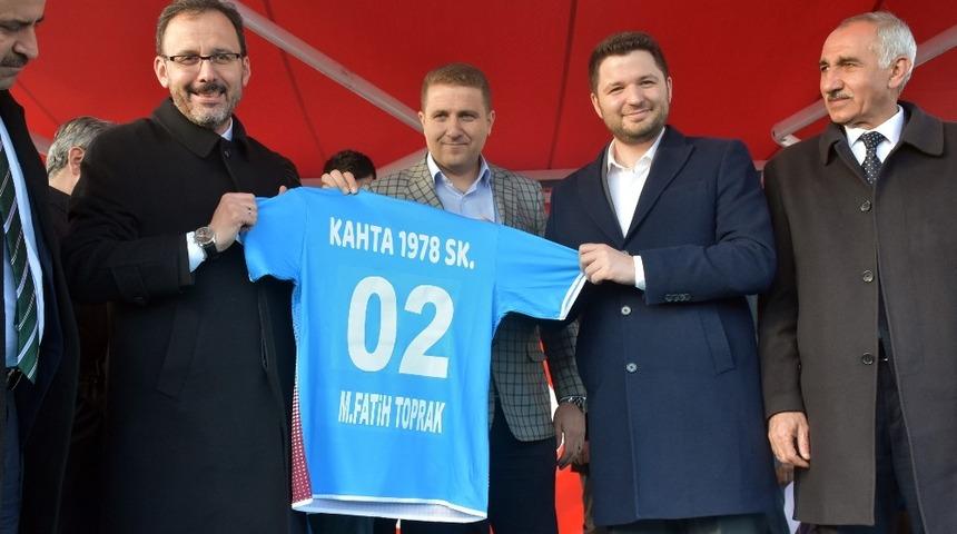 Bakan Kasapoğlu’ndan Kahtaspor’a 100 bin TL destek sözü