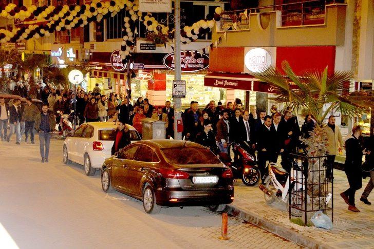 Turgutlu Millet İttifakının adayı Şıktaşlı’yı bağrına bastı G5