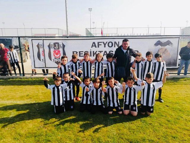 Beşiktaş Futbol Okulları Afyonkarahisar’da kamp yapacak