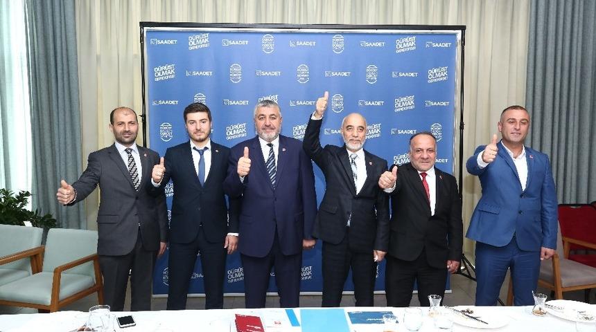 Saadet Partisi Adana belediye başkan adayları tanıtıldı