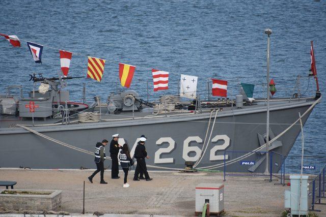 'TCG Enez' gemisi, halkın ziyaretine açıldı