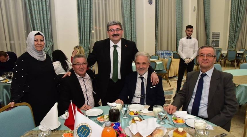 Başkan Can, Belediye Meclis &uuml;yeleri ile yemekte buluştu