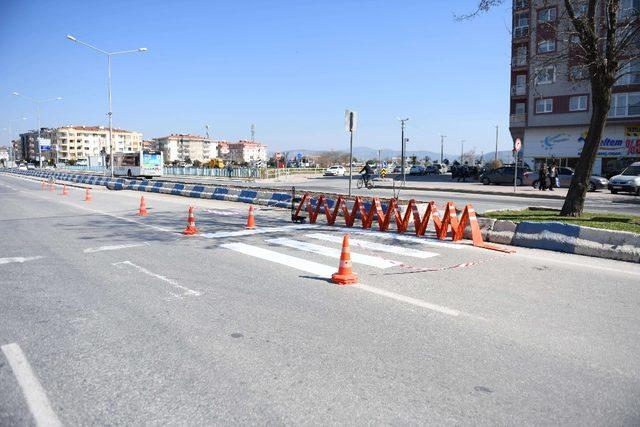 Çanakkale’de yol çizgileri yenileniyor