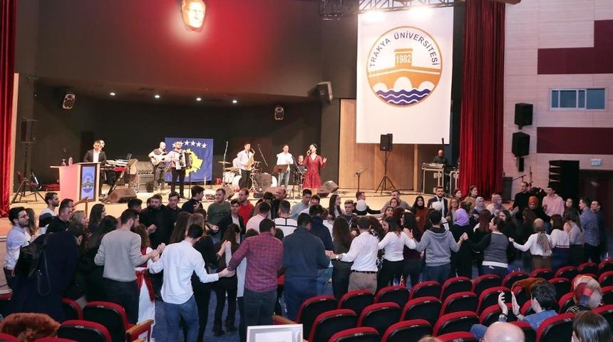 Kosova Cumhuriyeti&rsquo;nin 11. bağımsızlık yıld&ouml;n&uuml;m&uuml; kutlandı