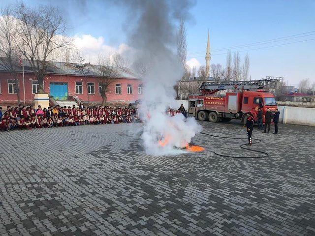 Tuzluca’da deprem ve yangın tatbikatı yapıldı