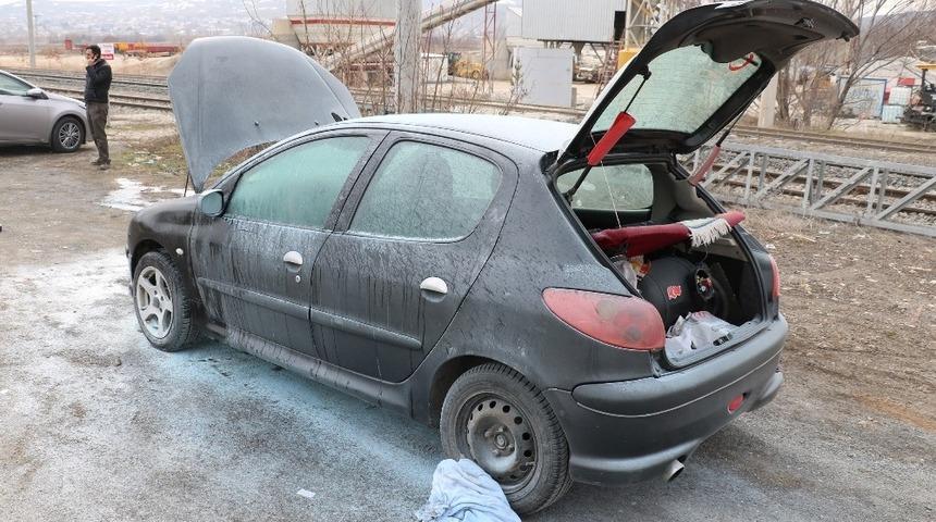 Yangın s&ouml;nd&uuml;rme t&uuml;p&uuml; kurtardı