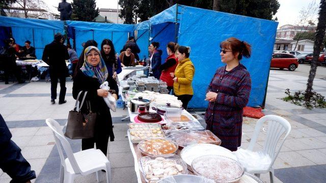 Anneler okul bahçesi için kolları sıvadı