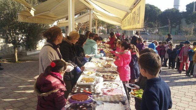 Bahçelievler İlkokulunda bahar kermesi