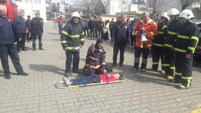 Midyat’ta deprem ve yangın tatbikatı yapıldı