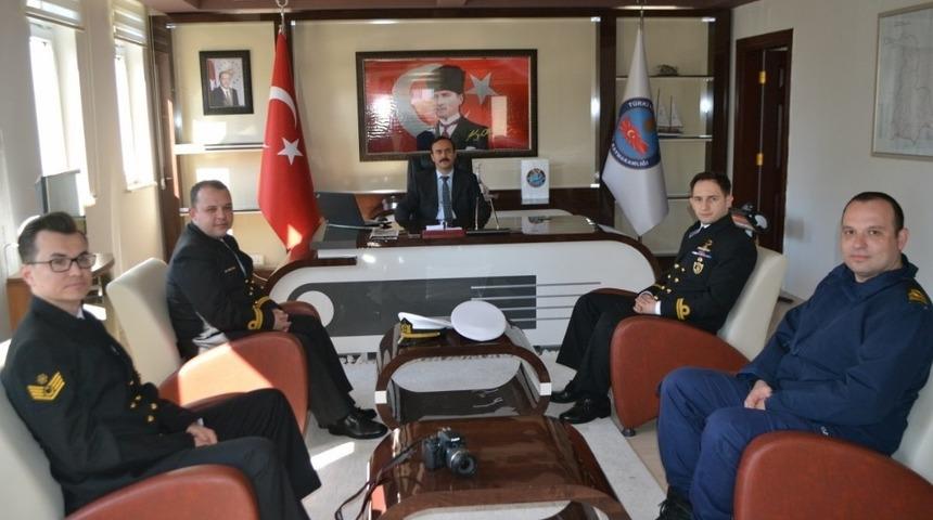 Savaş gemisi komutanından Kaymakam Taşdan&rsquo;a ziyaret