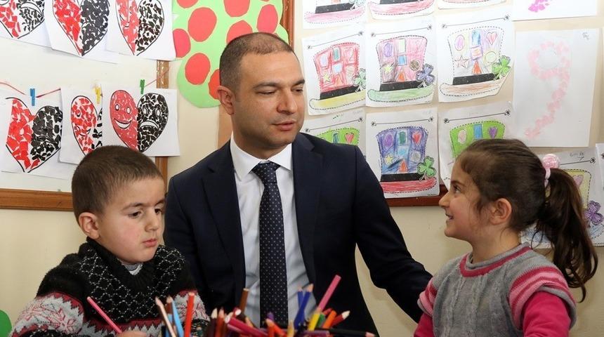 Vali Yardımcısı Aslan&rsquo;ın okul ziyaretleri s&uuml;r&uuml;yor