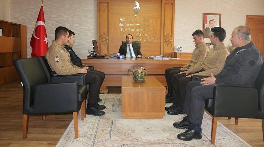 Ulaş&rsquo;ta g&ouml;reve başlayan bek&ccedil;ilerden kaymakama ziyaret