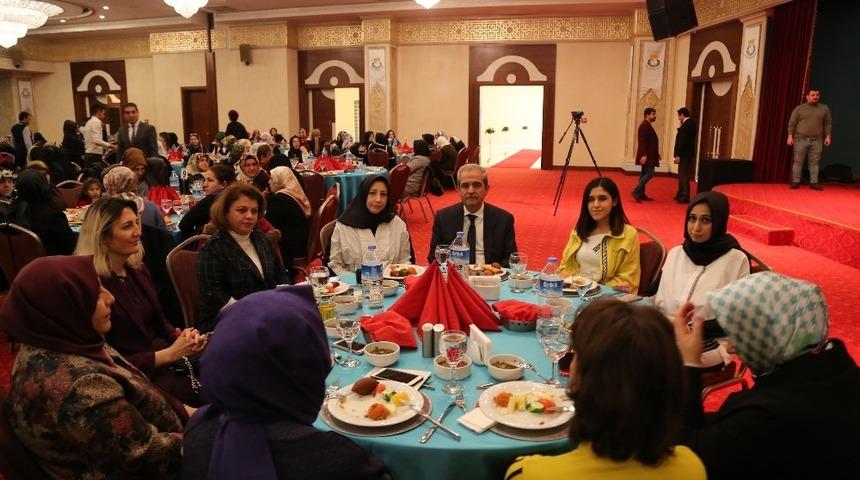 Başkan Demirkol&rsquo;dan kadınlar g&uuml;n&uuml;ne &ouml;zel program