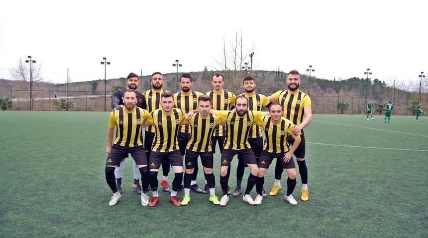 Yalova S&uuml;per Amat&ouml;r K&uuml;me&rsquo;de ilk yarıyı &Ccedil;ınarcık Belediyespor lider bitirdi