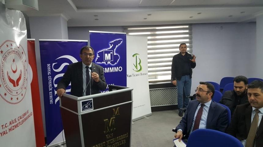 SMMMO &uuml;yelerine y&ouml;nelik bilgilendirme toplantısı