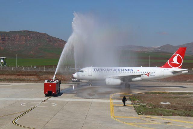 Siirt Havalimanı, 2 yıl aradan sonra yeniden seferlere a&ccedil;ıldı 2