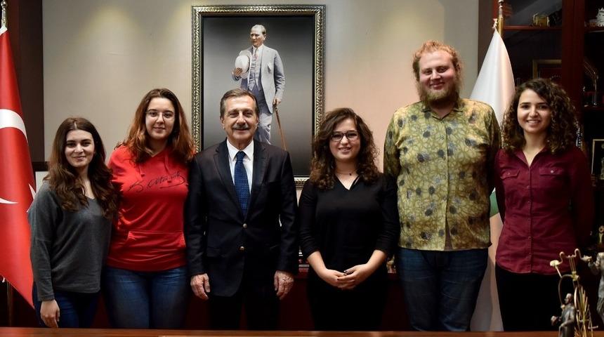 Başkan Ata&ccedil;, Tepebaşı Gen&ccedil;lik Meclisi ile buluştu