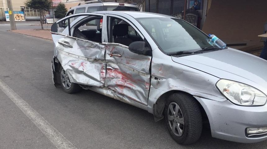 Kayseri&rsquo;de 1 kişinin hayatını kaybettiği kaza g&uuml;venlik kamerasında