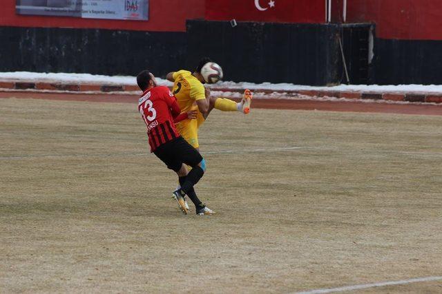 TFF 3. Lig: Van Büyükşehir Belediyespor: 0 - Osmaniyespor: 0