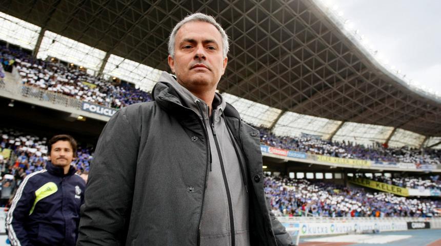 Ramon Calderon Mourinho'ya karşı Real Madrid'i uyardı