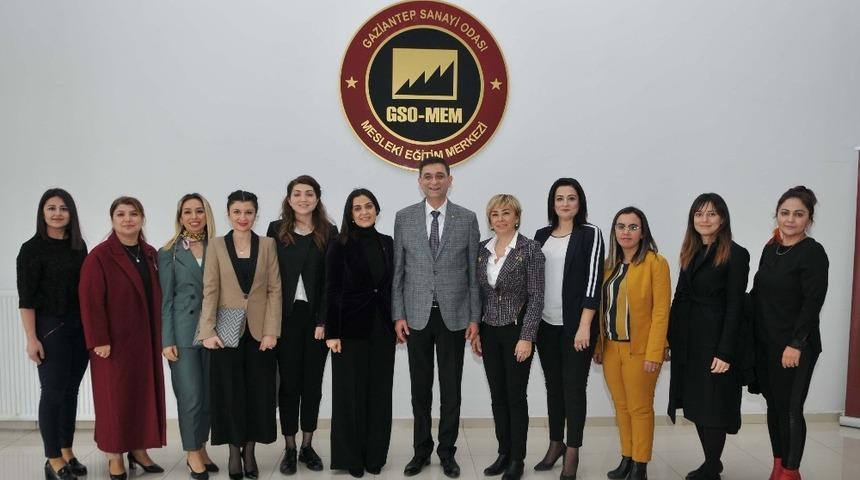 TOBB Gaziantep Kadın Girişimciler Kurulu Başkanlığına Ayşen Ahi se&ccedil;ildi