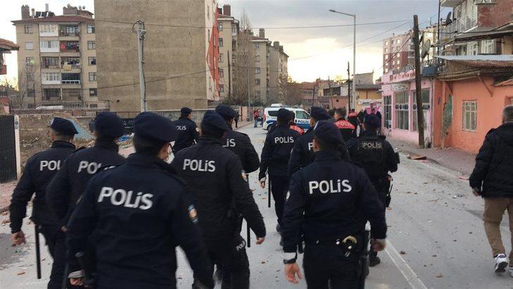 Ortalık savaş alanına döndü! 200 polis sevk edildi G5