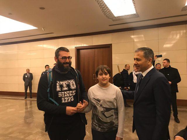 T&uuml;rk heyet Antarktika Bilim Seferi nden d&ouml;nd&uuml; 1