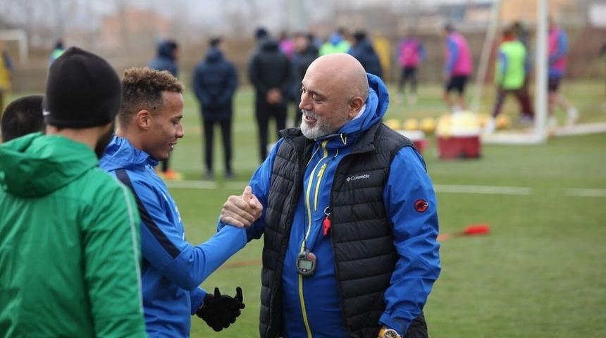 Kayserispor’da Chery takıma katıldı