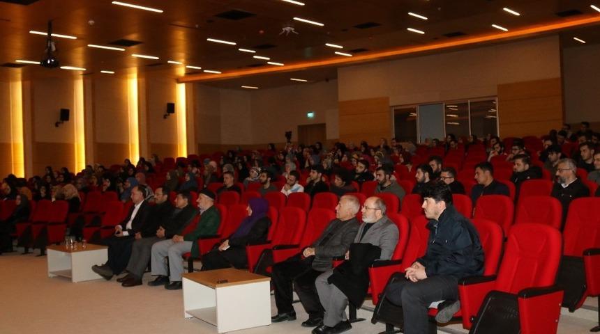 Kimler ilim &ouml;ğrenmez konulu konferans SA&Uuml;&rsquo;de ger&ccedil;ekleştirildi