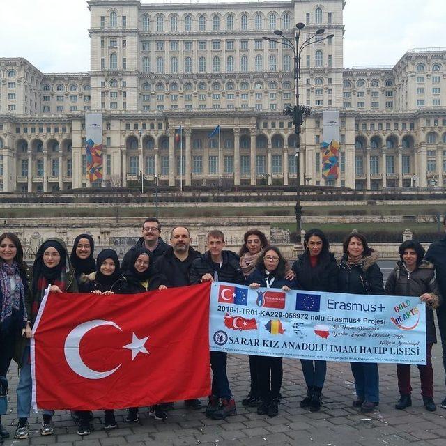 Sarar Kız Anadolu İmam Hatip Lisesi ekibi Romanya’da