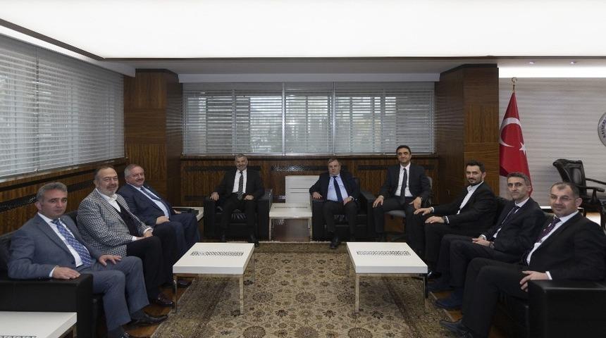 Kayseri OSB&rsquo;nin yeni y&ouml;netimi Başkan &Ccedil;elik&rsquo;i ziyaret etti