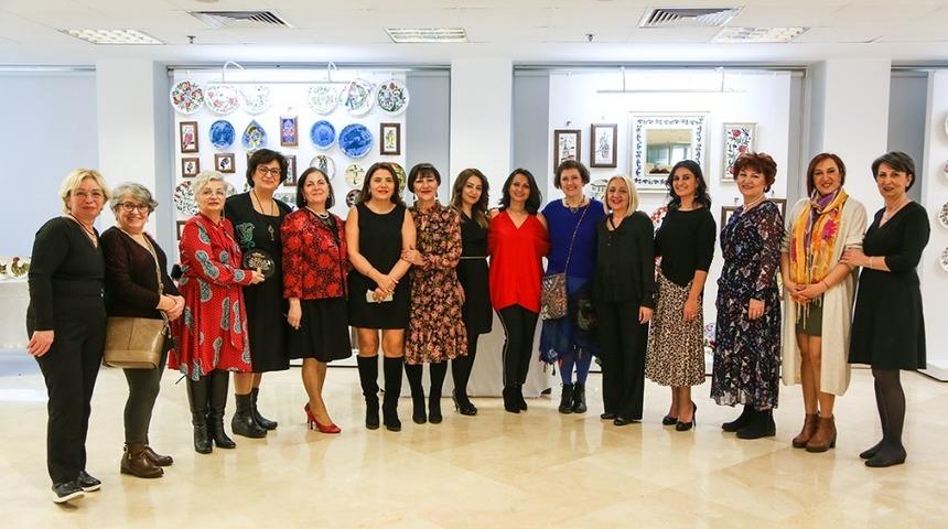 13 kadından &ccedil;inilerin d&uuml;nyasına yolculuk