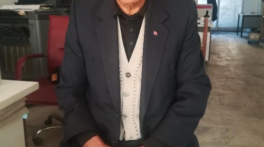 &Ouml;mr&uuml; Muhtarlıkla ge&ccedil;ti