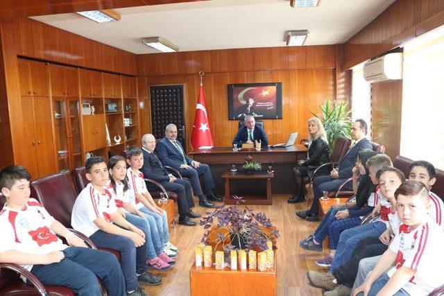 Gediz Üzümlü Ortaokulu TIMSS Uygulamasında Kütahya’yı temsil edecek