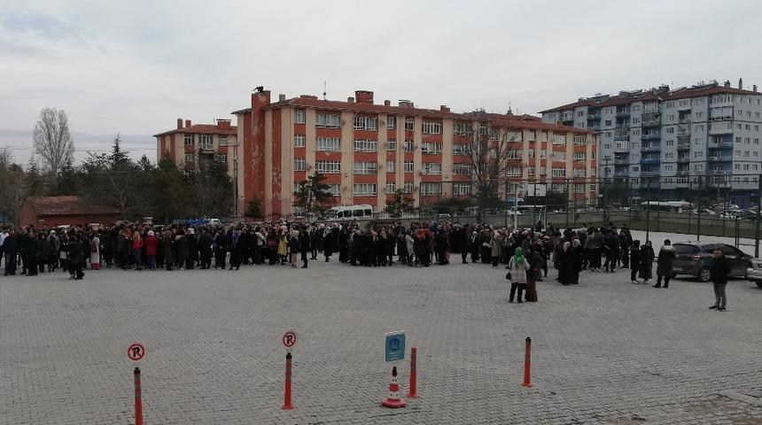 K&uuml;tahya Halk Eğitimi Merkezi&rsquo;nde acil durum tahliye tatbikatı