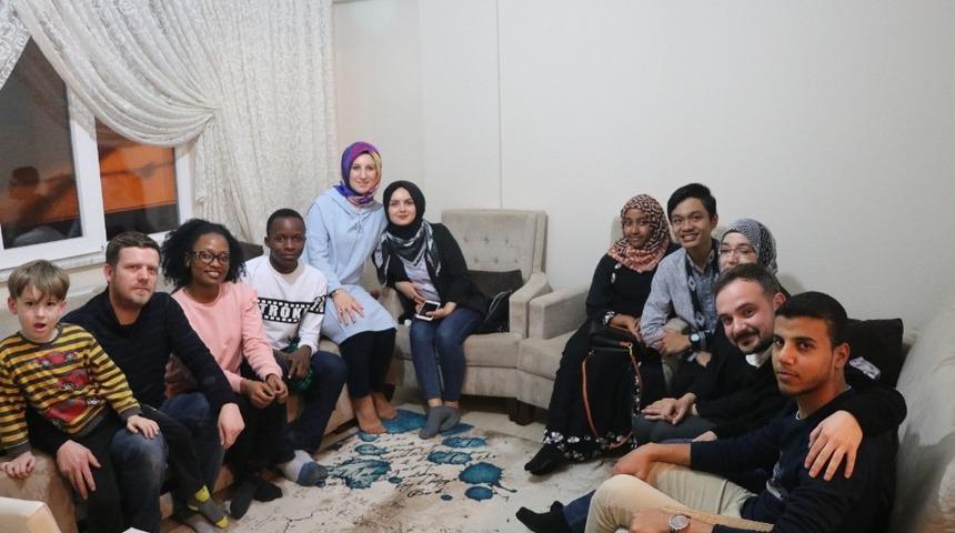 Uluslararası &ouml;ğrenciler T&uuml;rk misafirperverliğini yakından g&ouml;rd&uuml;