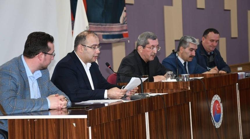 Karab&uuml;k Belediyesi son meclis toplantısını yaptı