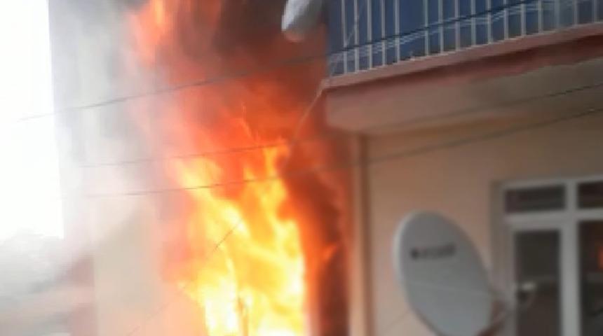 Malatya'da evde doğal gaz patlaması: 1 ölü, 3 yaralı  