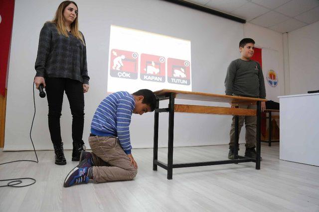 Adana Büyükşehir’den öğrencilere afet bilinci eğitimi