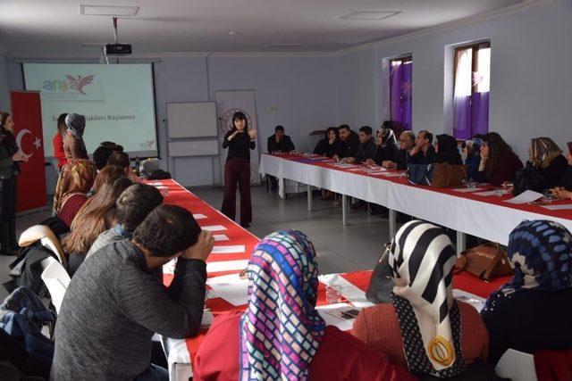 Muş’ta “Anka Temel Personel Eğitimi” programı