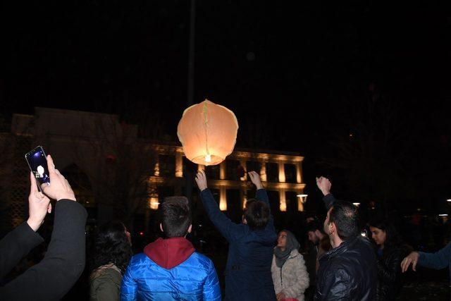 Konya’da çocukların fener alayı coşkusundan renkli görüntüler